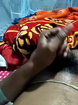 Snapshot of akku6147 chatting on February 7, 2026, 1:02 am akku6147 online show from February 7, 2026, 1:02 am