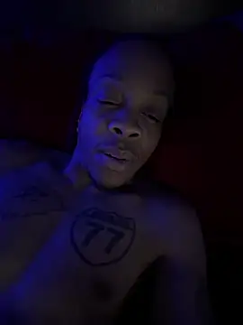 Snapshot of Suavea757 chatting on February 3, 2026, 2:53 am Suavea757 online show from February 3, 2026, 2:53 am