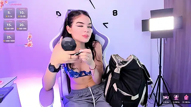 melisa meow  online show from February 24, 2026, 1:01 pm