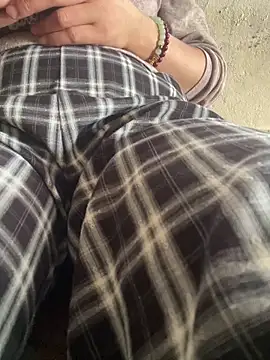 Yinini online show from March 15, 2026, 7:59 am