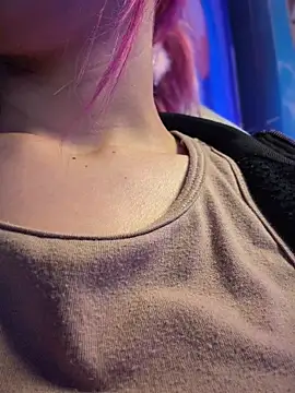 Snapshot of Maaddy_LS chatting on February 6, 2026, 7:54 pm Maaddy LS online show from February 6, 2026, 7:54 pm