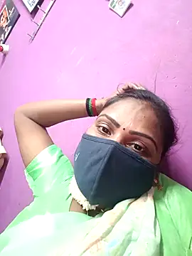 Snapshot of Tamil_Hot_Nisha chatting on May 3, 2026, 6:11 pm Tamil Hot Nisha online show from May 3, 2026, 6:11 pm