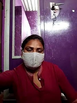 Snapshot of Tamil_Hot_Nisha chatting on May 5, 2026, 5:16 pm Tamil Hot Nisha online show from May 5, 2026, 5:16 pm
