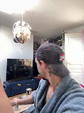 Piratee666 online show from March 4, 2026, 9:06 am