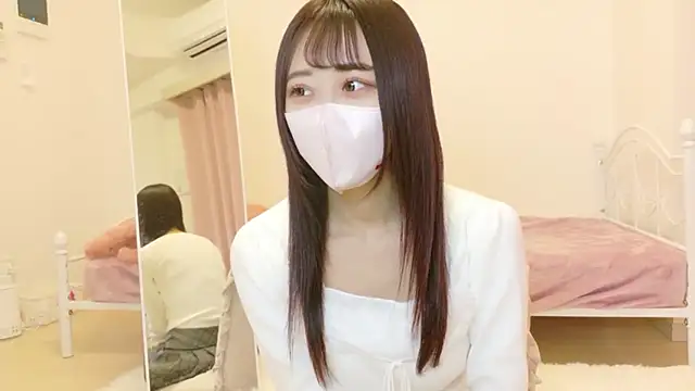 Snapshot of rinochan_v chatting on February 5, 2026, 12:01 pm rinochan v online show from February 5, 2026, 12:01 pm