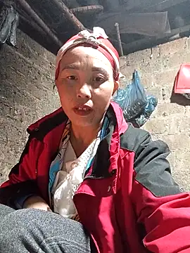 lena-cute online show from February 8, 2026, 12:58 pm