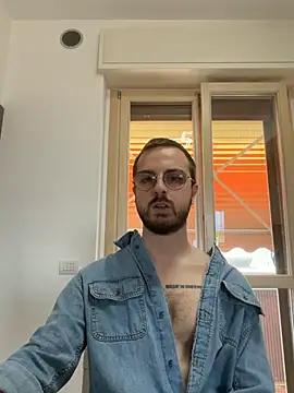 ItalianAlex online show from June 15, 2026, 9:42 am