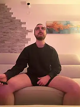 ItalianAlex online show from March 2, 2026, 6:15 pm