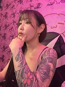 Snapshot of YukiiTYAN chatting on May 8, 2026, 2:32 pm YukiiTYAN online show from May 8, 2026, 2:32 pm