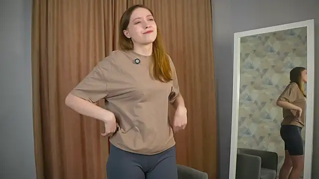 Snapshot of NenaWord chatting on February 6, 2026, 3:46 am NenaWord online show from February 6, 2026, 3:46 am