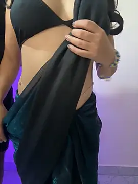 Hot Bhavi  online show from April 28, 2026, 7:07 pm