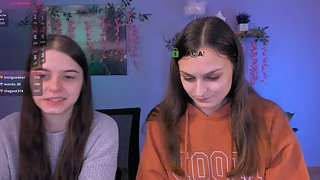 Snapshot of molly_hollow chatting on February 10, 2026, 12:48 pm molly hollow online show from February 10, 2026, 12:48 pm