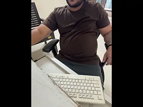 Rah0091 online show from March 25, 2026, 8:46 am