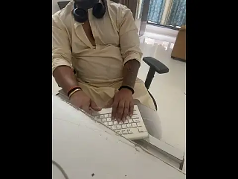 Rah0091 online show from March 19, 2026, 7:19 am