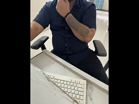 Rah0091 online show from March 13, 2026, 6:29 am