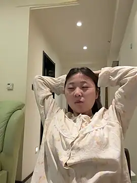 LXR77887 online show from April 14, 2026, 9:47 am