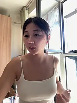 Snapshot of LXR77887 chatting on July 4, 2026, 6:42 am LXR77887 online show from July 4, 2026, 6:42 am