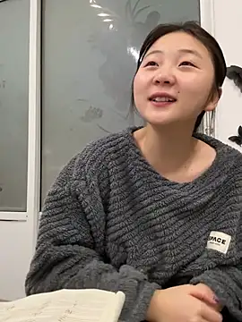 Snapshot of LXR77887 chatting on February 23, 2026, 8:42 pm LXR77887 online show from February 23, 2026, 8:42 pm