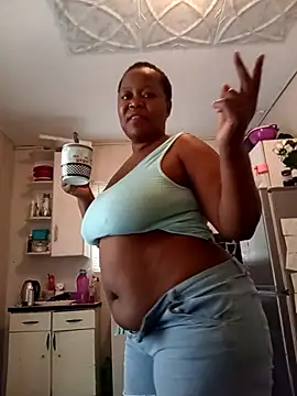 Snapshot of lah17 chatting on February 25, 2026, 10:48 am lah17 online show from February 25, 2026, 10:48 am