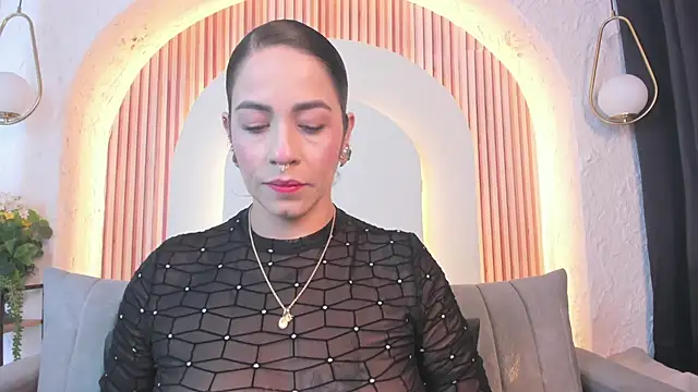 Snapshot of violet_scott_ chatting on June 27, 2026, 10:54 am violet scott online show from June 27, 2026, 10:54 am
