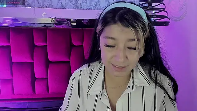 Dahiana Dmour  online show from May 14, 2026, 12:24 pm
