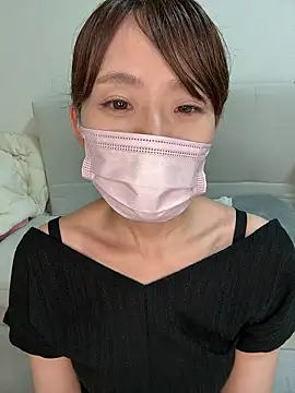 Snapshot of Mio-cc chatting on May 28, 2026, 11:49 am Mio-cc online show from May 28, 2026, 11:49 am