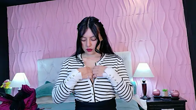 Mia Cherry   online show from April 13, 2026, 12:42 pm