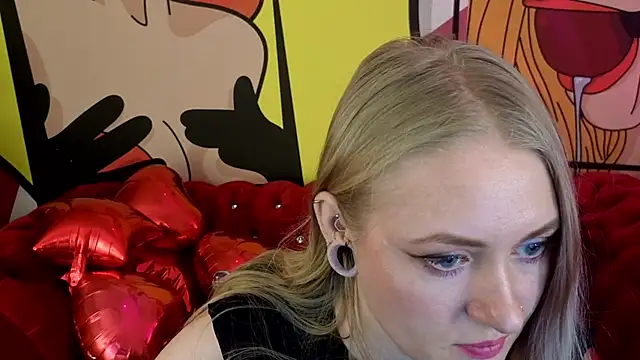 Snapshot of DramaQuenns chatting on February 12, 2026, 6:57 am DramaQuenns online show from February 12, 2026, 6:57 am