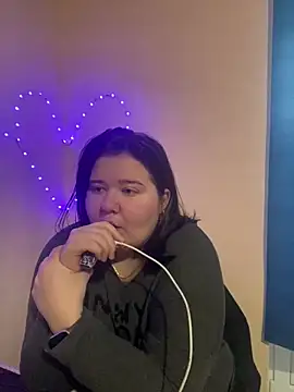 AngelKiras online show from February 25, 2026, 7:30 am