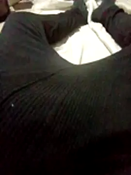 Aww21 online show from March 24, 2026, 12:10 am