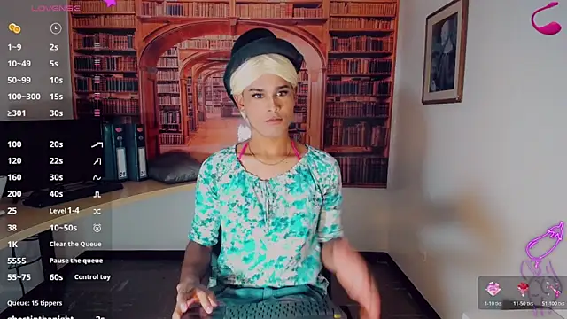 Gata Salvaje   online show from February 13, 2026, 3:17 am