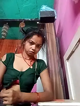 Snapshot of Cut_ikina chatting on April 28, 2026, 11:09 pm Cut ikina online show from April 28, 2026, 11:09 pm