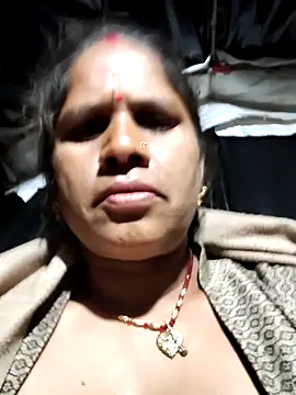 Snapshot of Hot_kiran4 chatting on February 8, 2026, 8:28 pm Hot kiran4 online show from February 8, 2026, 8:28 pm