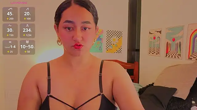 hipatia1moretime online show from March 16, 2026, 5:26 am