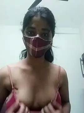 Snapshot of Kitti-Sharma chatting on March 23, 2026, 10:48 am Kitti-Sharma online show from March 23, 2026, 10:48 am