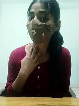 Snapshot of Kitti-Sharma chatting on March 21, 2026, 10:42 am Kitti-Sharma online show from March 21, 2026, 10:42 am