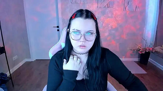 Kira G0ld online show from April 11, 2026, 1:02 am