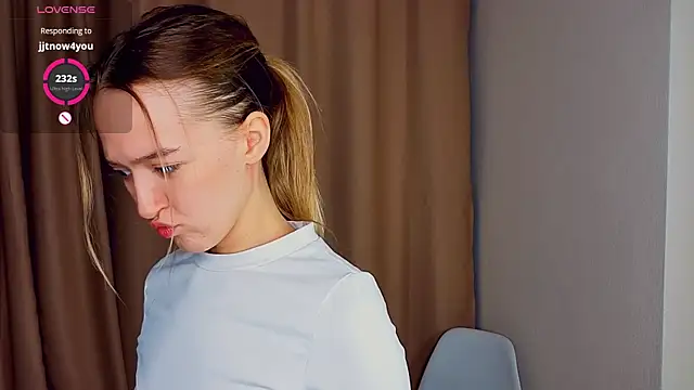 SupakuChan online show from February 14, 2026, 8:53 pm