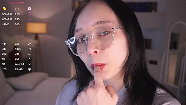 Snapshot of HannaHayles chatting on February 17, 2026, 6:49 pm HannaHayles online show from February 17, 2026, 6:49 pm