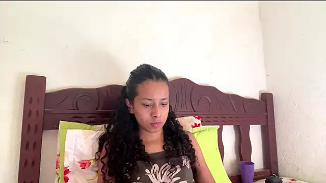 KayleenStoyanoff online show from February 26, 2026, 5:35 pm