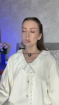 Velvet Hell online show from February 15, 2026, 3:55 pm