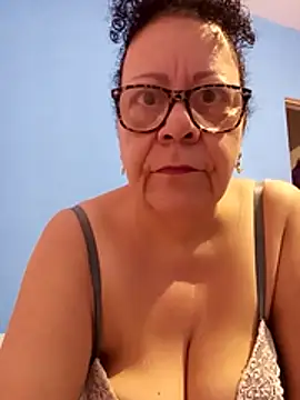 Snapshot of Luach chatting on February 25, 2026, 8:58 am Luach online show from February 25, 2026, 8:58 am