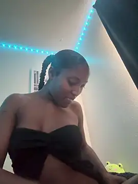 freak4tay online show from February 22, 2026, 10:00 pm