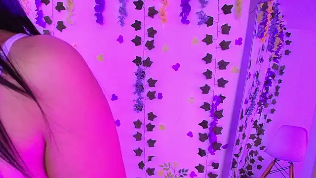 Emma Sanz   online show from March 5, 2026, 3:30 pm