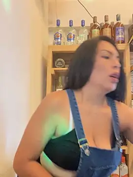 Emma Sanz   online show from February 21, 2026, 1:40 am