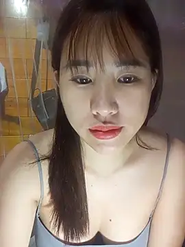 Yui-Ch1682 online show from February 23, 2026, 3:52 am