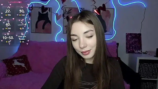 Adriennes online show from February 18, 2026, 2:24 pm