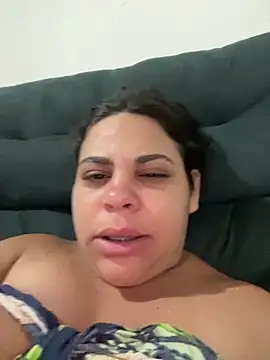 Snapshot of Adriputinha chatting on February 3, 2026, 9:42 pm Adriputinha online show from February 3, 2026, 9:42 pm