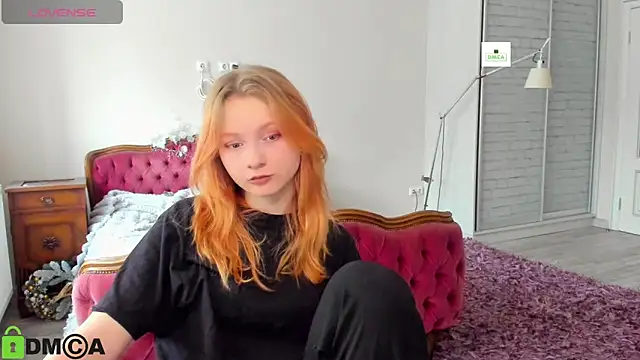 Snapshot of Miia_foxy chatting on February 24, 2026, 12:17 pm Miia foxy online show from February 24, 2026, 12:17 pm