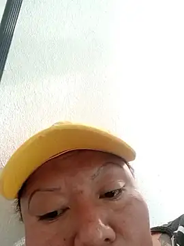 perrit17 online show from February 21, 2026, 4:42 pm